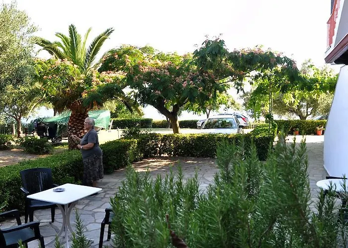 Apartman Aris Ajía Paraszkeví