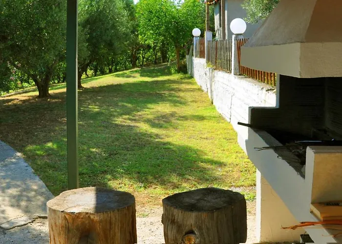 Aris * Ajía Paraszkeví